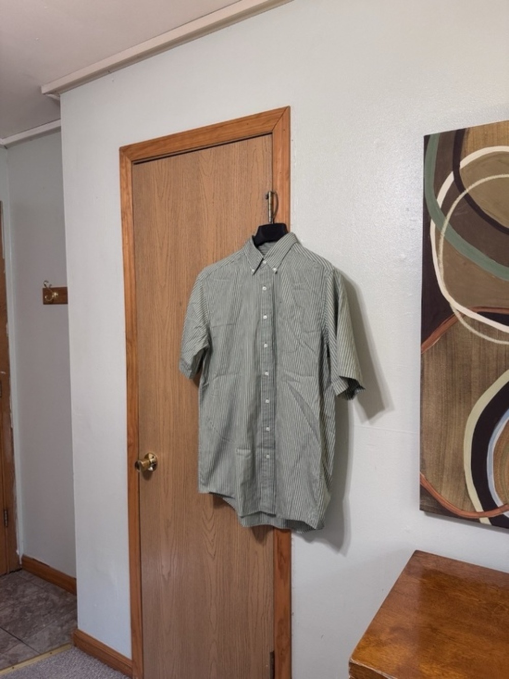 L.L Bean Men's Size LT Green & White w/Stripes Short Sleeve Button-Front Shirt